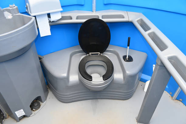 Best Porta potty rental near me  in Howard Lake, MN